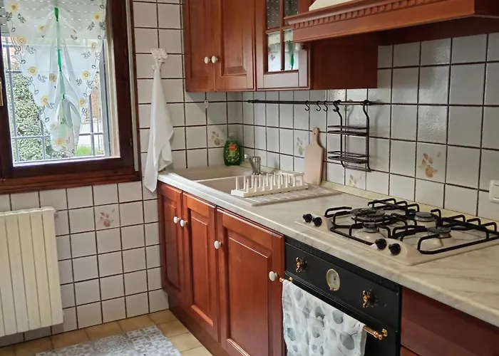 Elisa's House, Coccola! * Кастель Сан Петро Терме